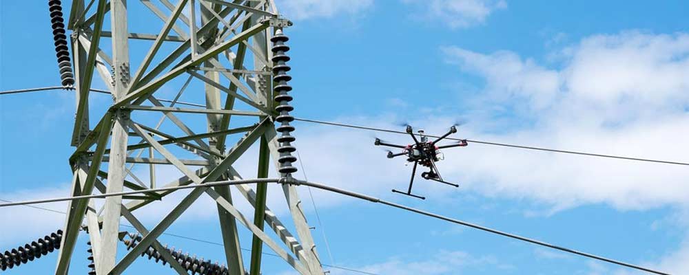 Inspectii cu drone pentru companiile din domeniul energetic